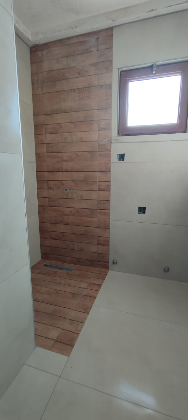 kıbrıs Banyo Duvar ve Zemin Döşeme